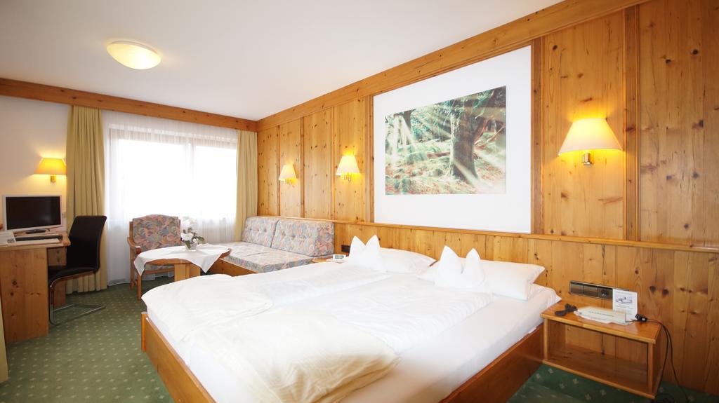 Hotel Schwarzenbergs Traube Glottertal Εξωτερικό φωτογραφία
