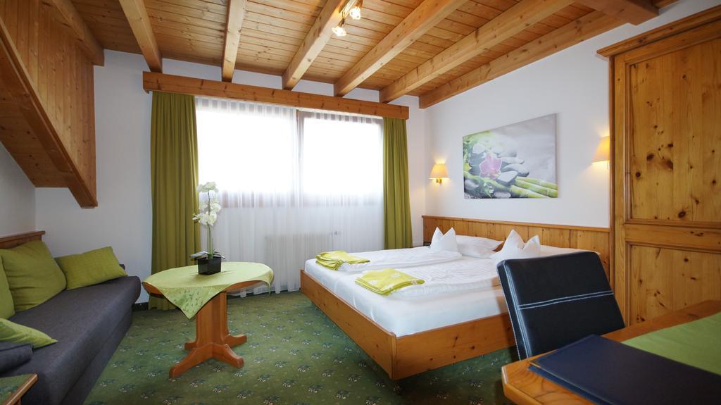 Hotel Schwarzenbergs Traube Glottertal Εξωτερικό φωτογραφία
