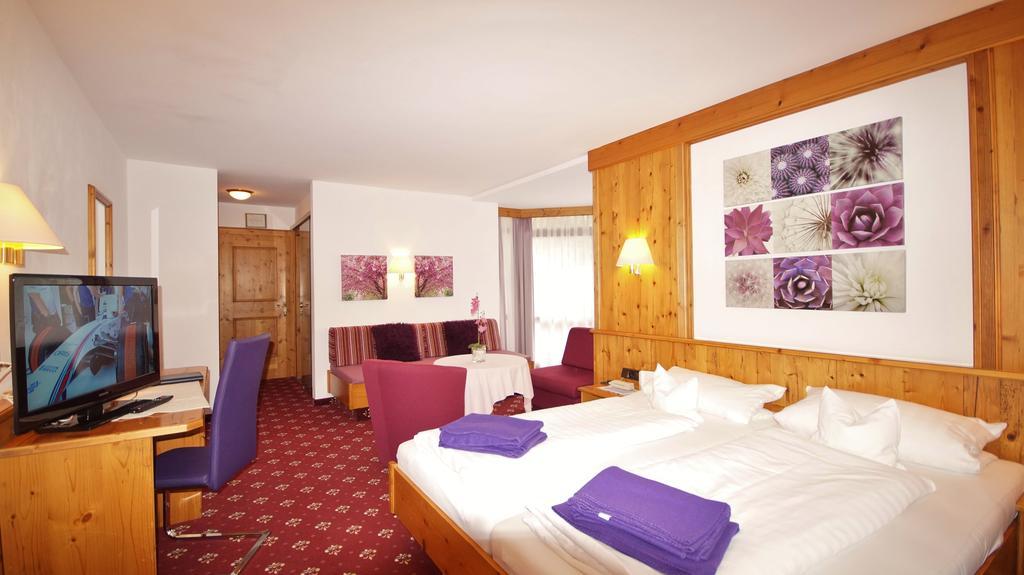 Hotel Schwarzenbergs Traube Glottertal Εξωτερικό φωτογραφία