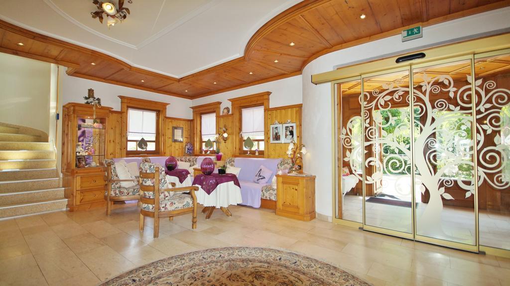 Hotel Schwarzenbergs Traube Glottertal Εξωτερικό φωτογραφία