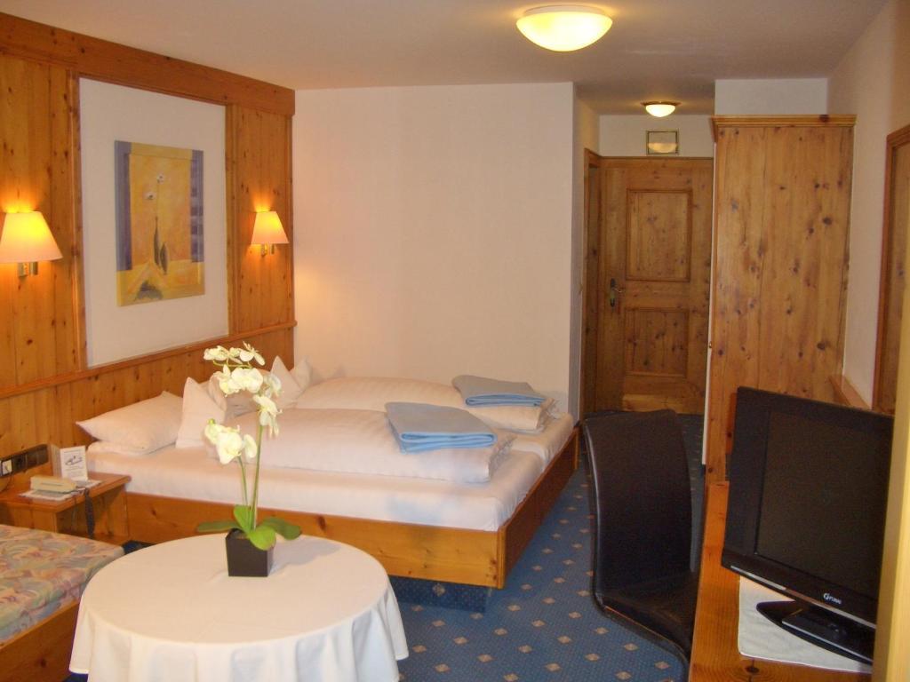 Hotel Schwarzenbergs Traube Glottertal Εξωτερικό φωτογραφία
