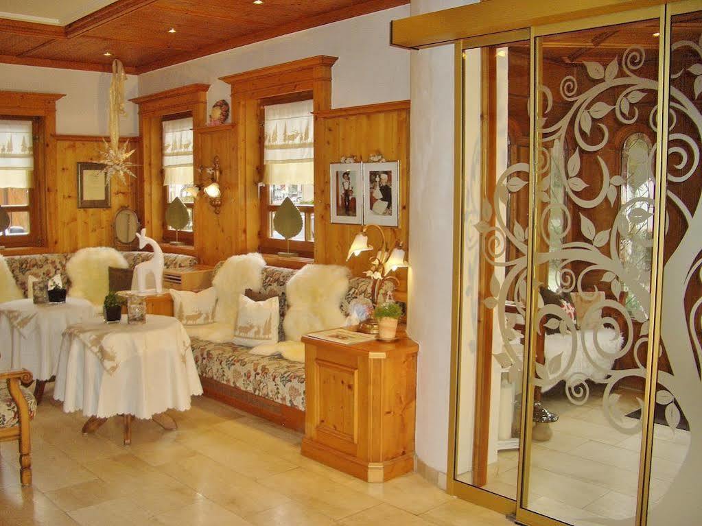 Hotel Schwarzenbergs Traube Glottertal Εξωτερικό φωτογραφία